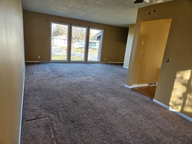 Photo - 11327 Camden Ave