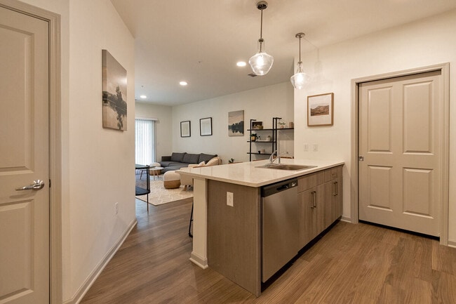 Photo - Summit on the Hudson