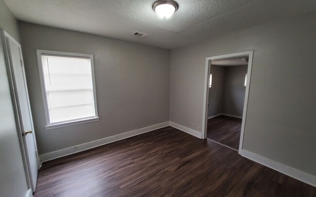 Photo - 1895 S Lauderdale St