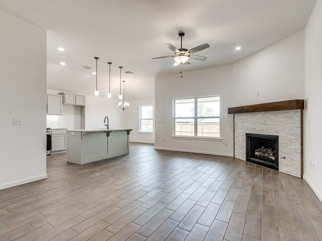 Photo - 959 SE 16th Terrace