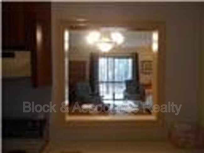 Photo - 123 Cloister Oaks Cir