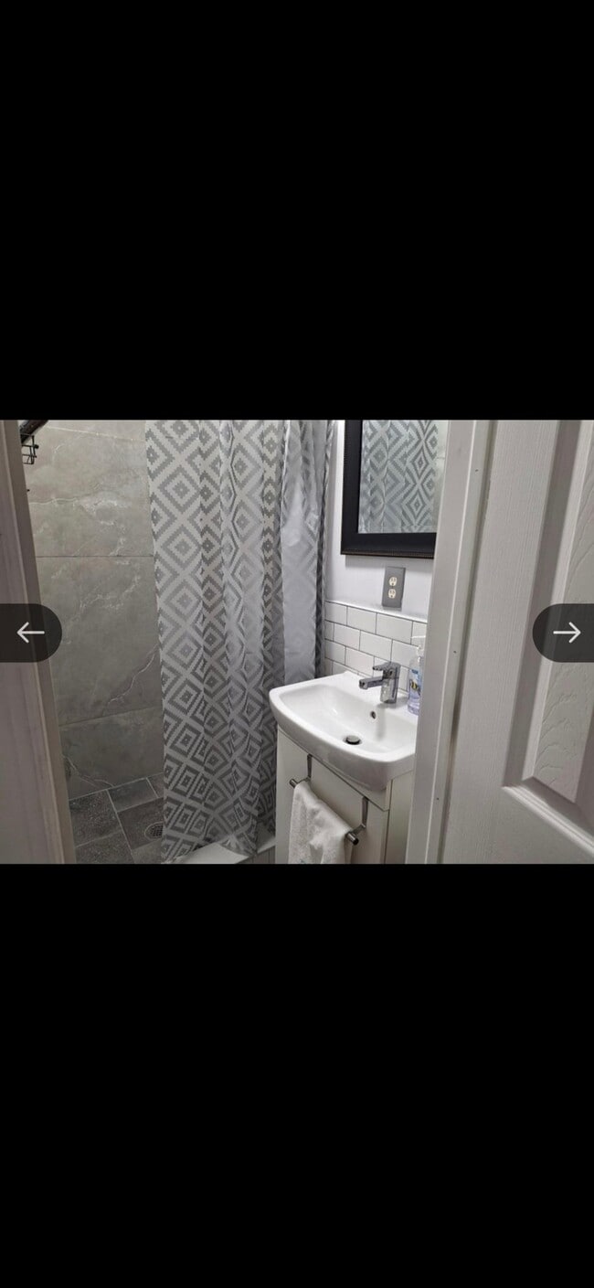 Photo - 10948 NW 26th St Unit 1