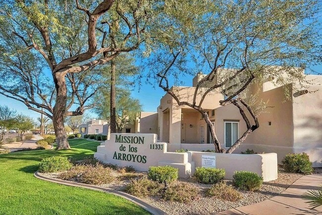 Building Photo - 1133 N 92nd St