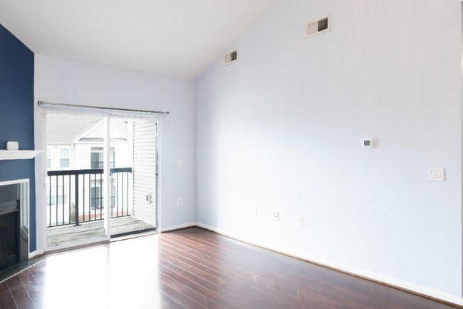 Photo - 11351 Aristotle Dr Unit Apt 402