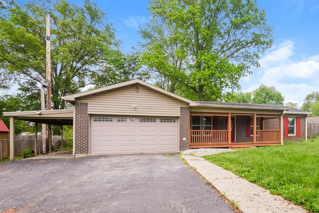 Photo - 4825 Manker St