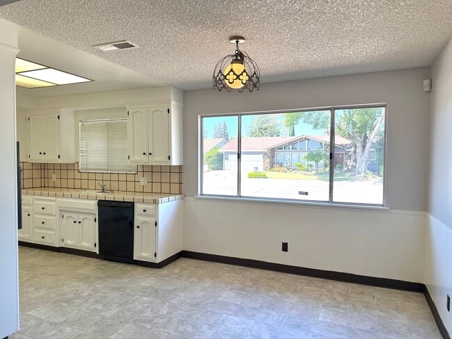 Photo - Beautiful Corner Lot in Pocket Area! Please review entire ad.