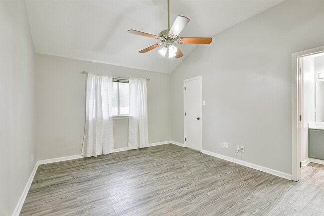 Building Photo - 5703 Alpine Heights Dr