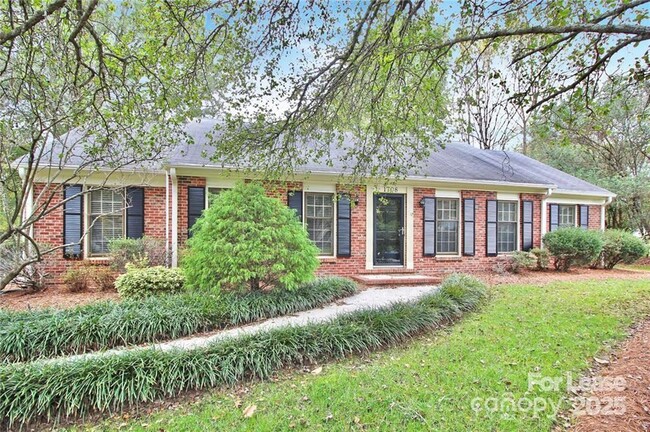 Photo - 1708 Lawton Bluff Rd Casa