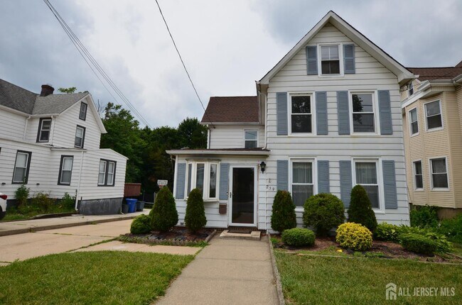 Photo - 259 Main St