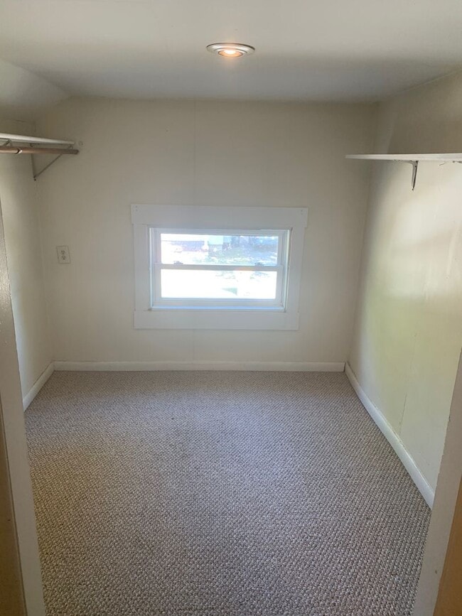 Photo - 408 E 16th St Unit 408.5 E. 16th St