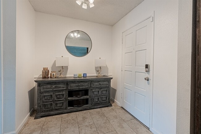 Photo - 12123 Monticeto Ln