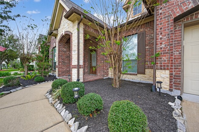 Photo - 613 West Fork