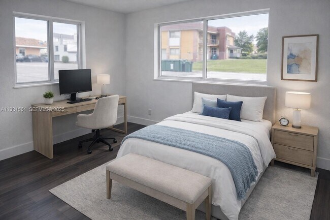 Photo - 638 NE 166th St Unidad 1