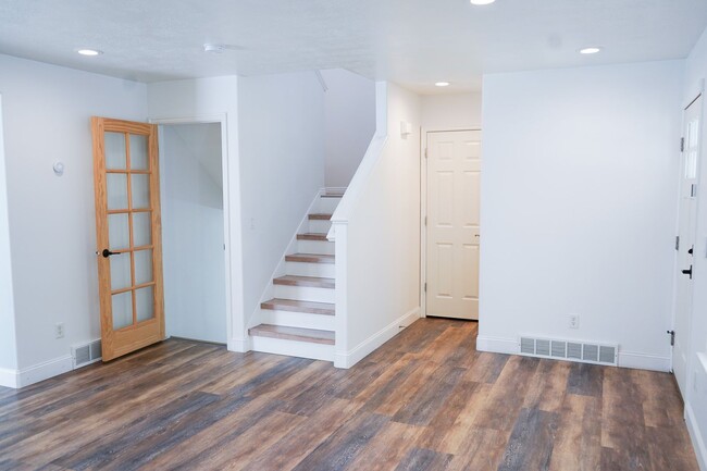 Photo - OPEN HOUSE | Spacious Herriman Home Featuring a Large, Well-Maintained Fenced Backyard and Basement