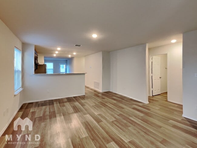 Photo - 7332 Littlefoot Ln