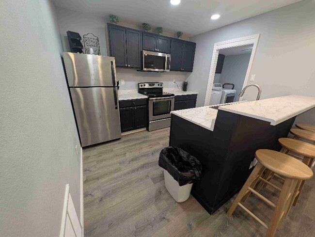 Photo - 907 N Gregg St