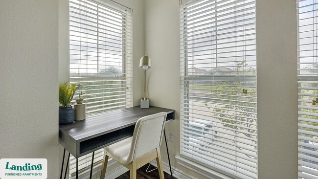 Photo - 22155 Wildwood Park Rd Unidad 625