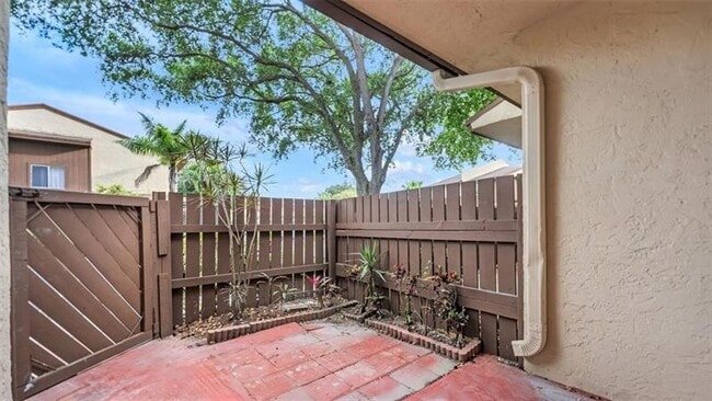 Photo - 1153 Hampton Blvd
