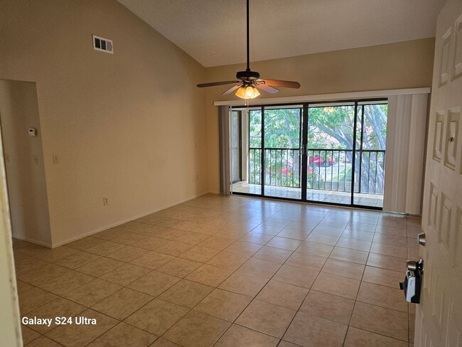 Photo - Great Location