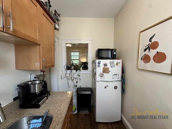 Photo - 309 Allston St Unit 4