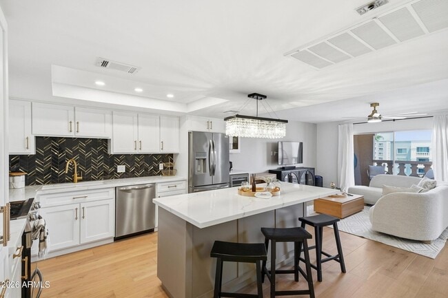 Photo - 7920 E Camelback Rd Unit 605
