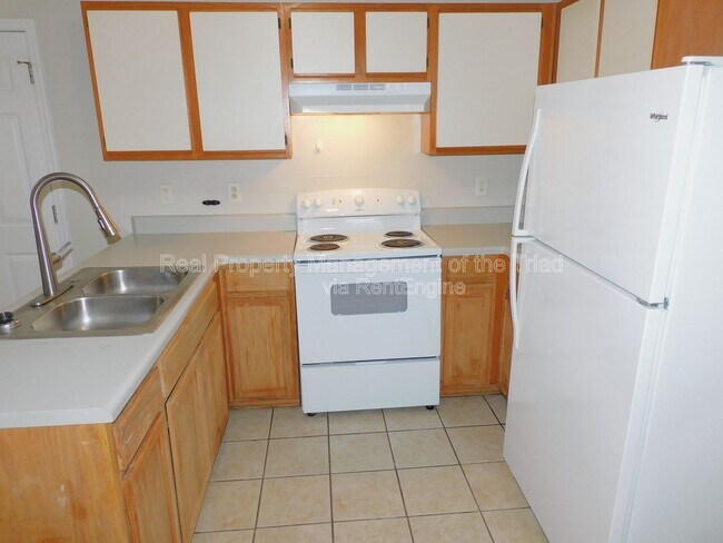 Photo - 3211 North O.Henry Boulevard