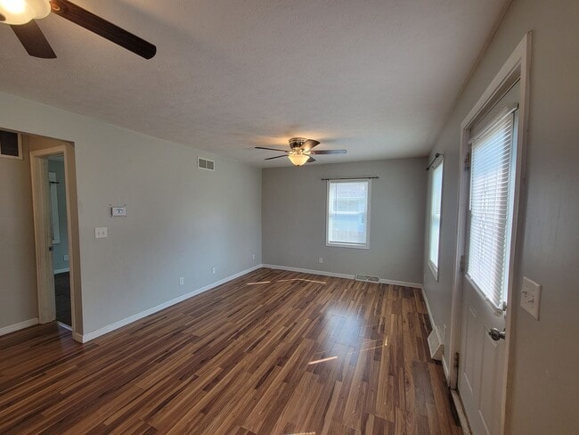 Photo - Beautiful 3 Bed 2 Bath House!