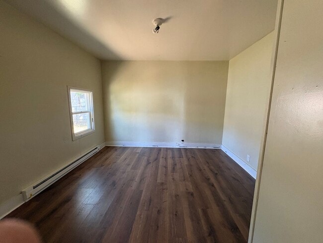 Photo - 511 1/2 7th Avenue