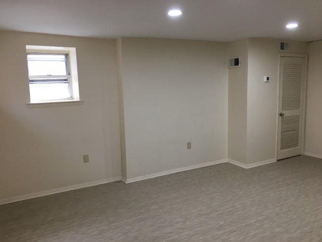 Photo - 810 St Paul St Unidad T2