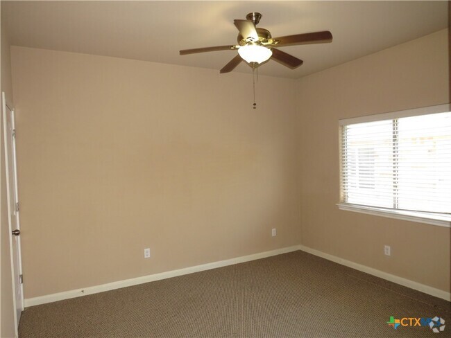Building Photo - 12612 Timber Heights Dr Rental