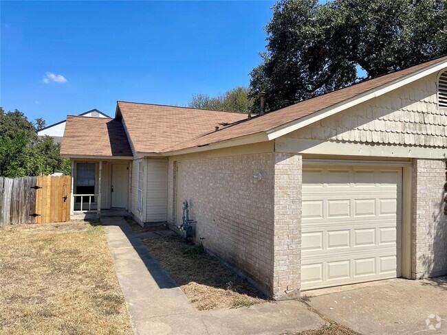 Building Photo - 11949 Sunhillow Bend Rental