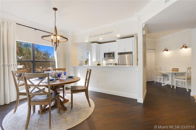 Photo - 100 Uno Lago Dr Unit 205