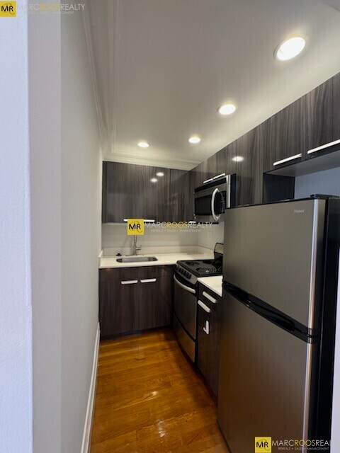 Photo - 252 Newbury St Unit 5