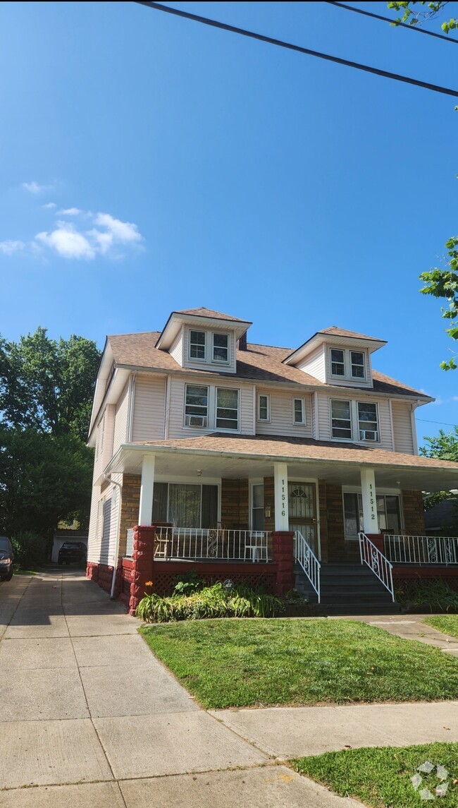 Building Photo - 11512 Ashbury Ave Rental