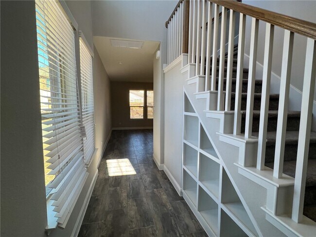 Photo - 1051 Kenney Fort Crossing