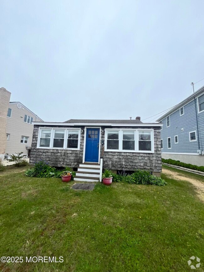 Building Photo - 118 Camden Ave Rental