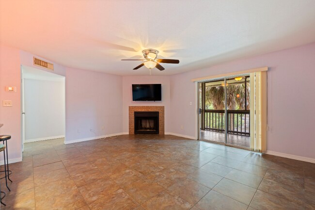 Photo - 9100 Dr M.L.K. Jr St N Unit 1204