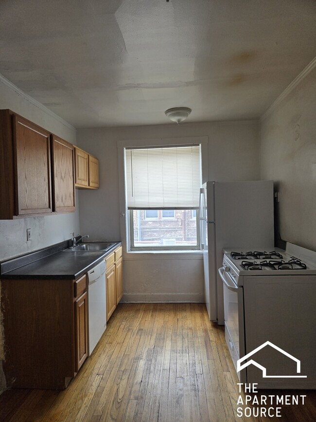 Photo - 2348 W Touhy Ave Unit 2H