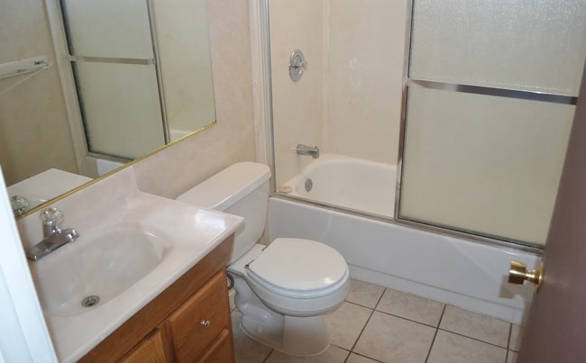 Photo - Move-In Special! 3 Bed 2 Bath Home in Stead