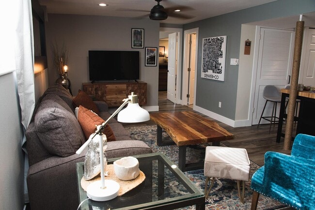 Photo - 7640 S Kit Carson Dr