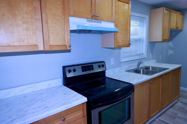 Photo - 6259 Sewells Point Rd