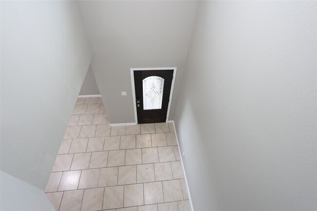 17703 Rose Summit Ln