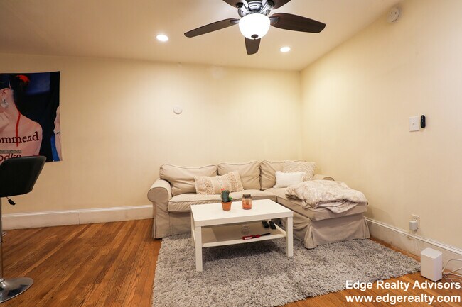 Photo - 324 Saint Paul St Unidad 1