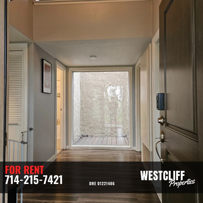 Awesome Single Story 3 Bedroom! Casa Adosada Townhome en Alquiler en