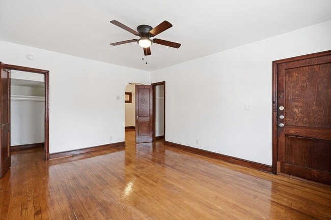 Photo - 4026 9th St NE Unidad #1