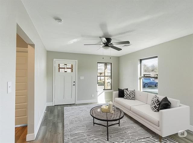 Photo - 1104 Hamilton St