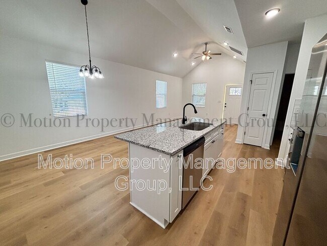 Photo - 1121 Wilmington Ave