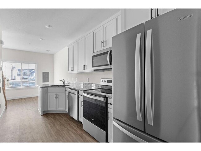 Photo - 1795 Cleveland Ct S