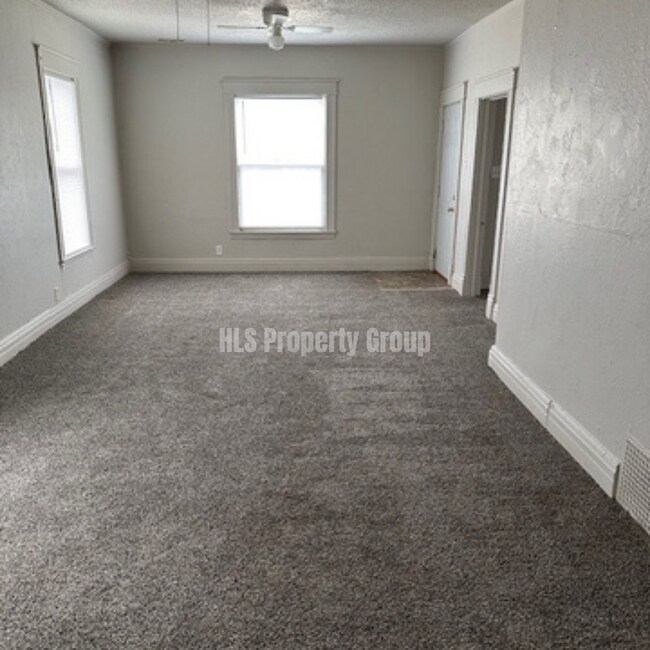 Photo - 505 S Park Ave