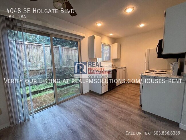 Photo - 4048 SE Holgate Blvd
